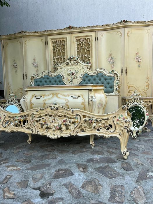 Dormitor stil Baroc Venetian cu blaturi marmură