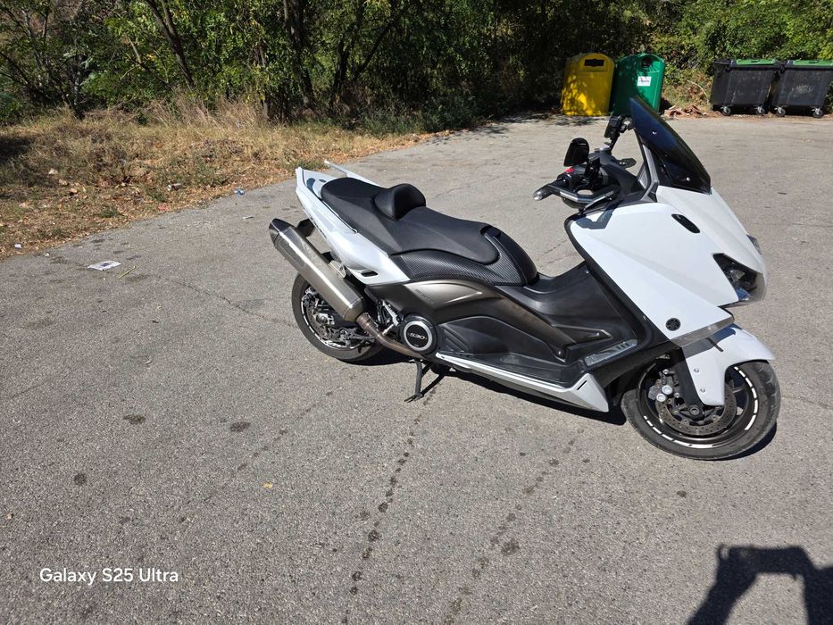 Yamaha T-max 530