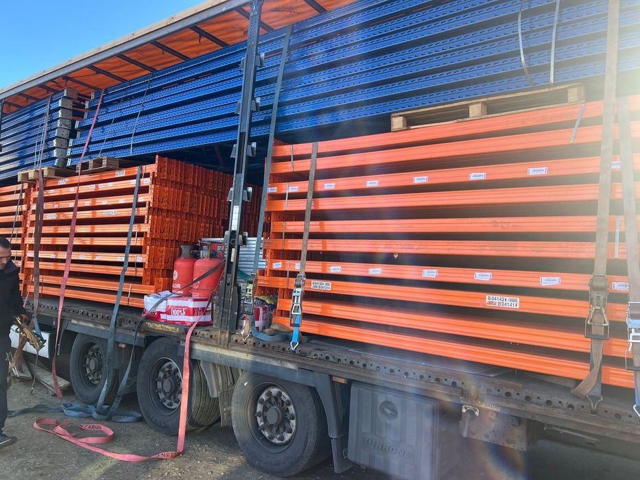 Rafturi metalice pentru paleti