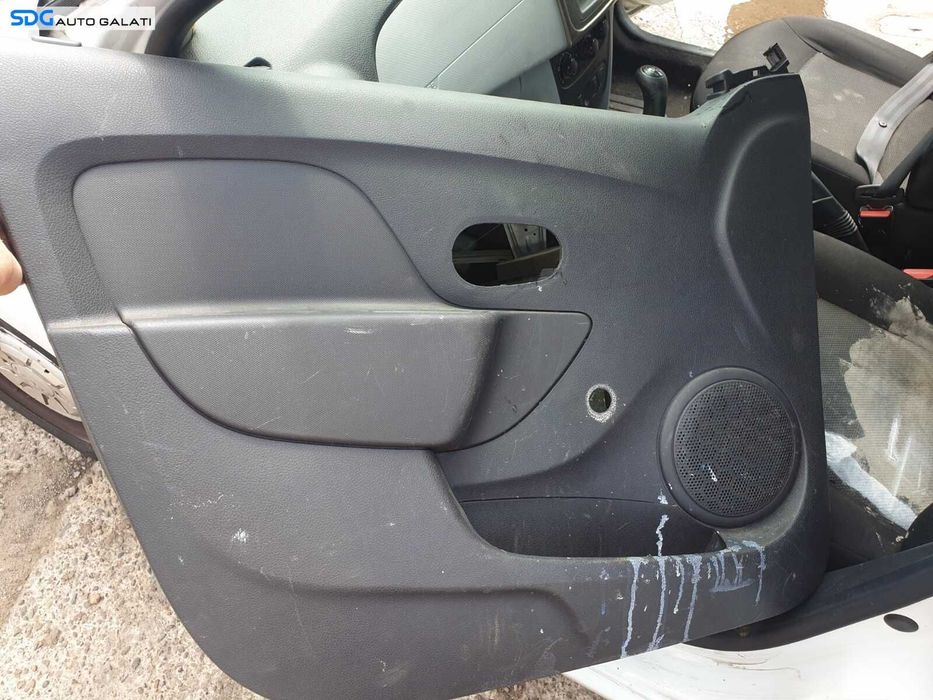 Panou Fata Interioara Usa Portiera Stanga Fata Sofer Dacia Sandero 2 2012 - 2016 Cod sdgfiusfbds3