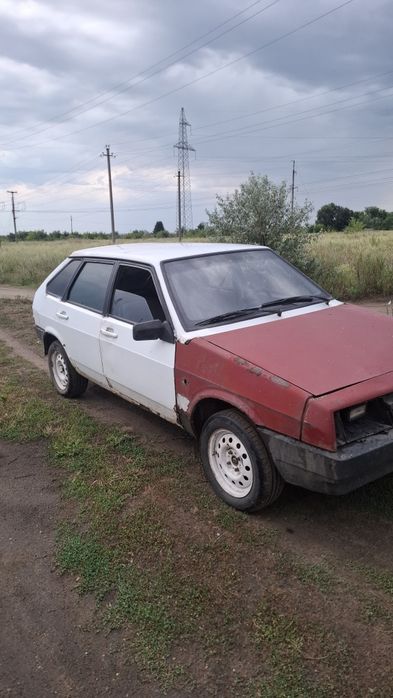 продам 2109 1.5 карб на ходу