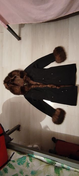 Продам парку, норка