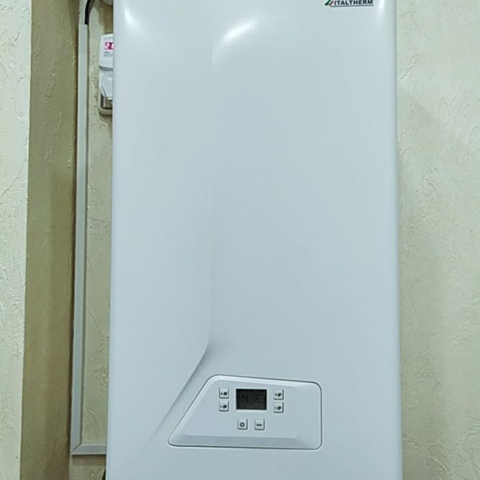 Котел двухконтурный. Italtherm
