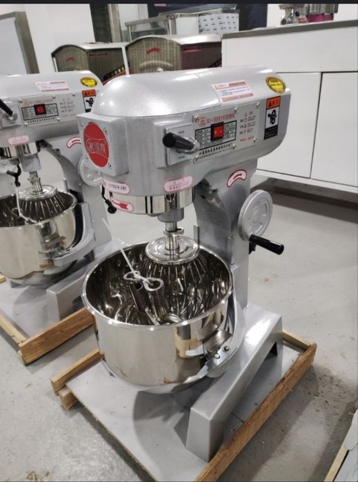 Mikser , 30 har xil turdagi, zbivalka,aralashtirgich,mishalka,pech,печ