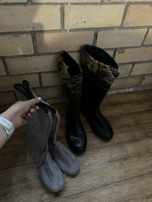 Продам мужские сапоги