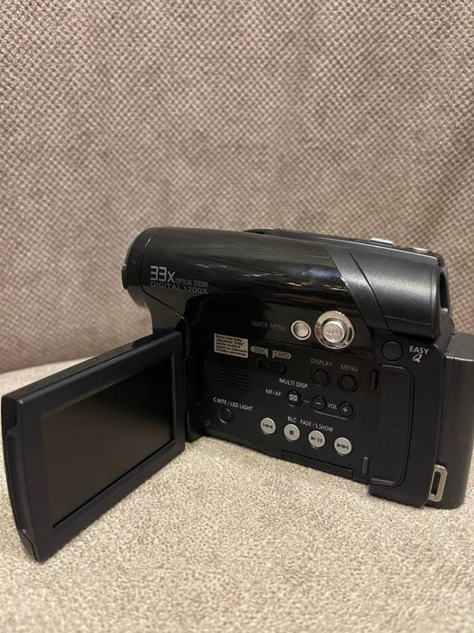 Продам Видео Камеру