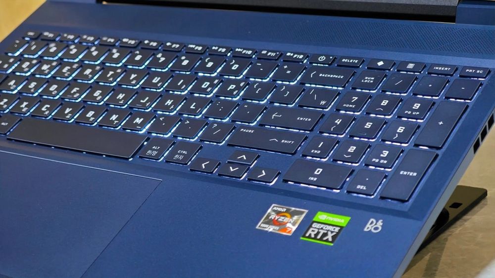 Продается ноутбук HP VICTUS