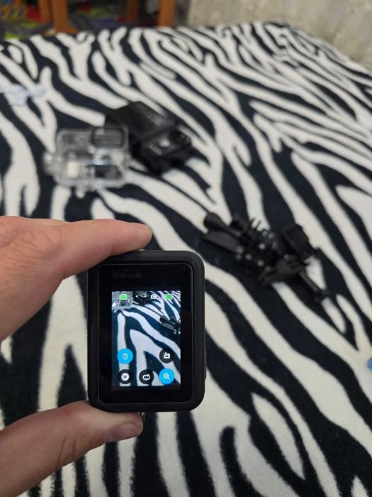 Go Pro Hero 8 Black - full pachet si accesorii