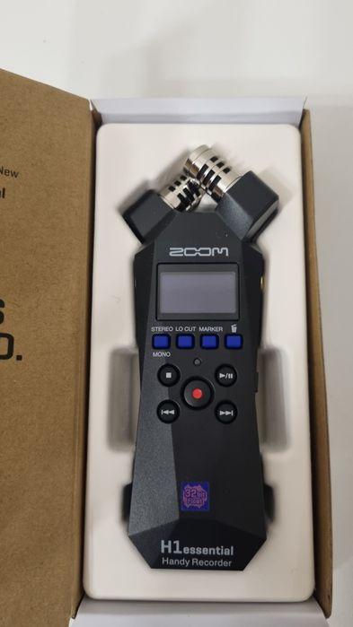 Портативный аудиорекордер Zoom H1ESSENTIAL черный