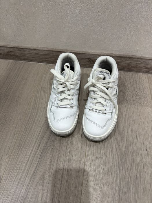 Дамски маратонки New Balance 550 – White/Grey (Бяло и сиво)