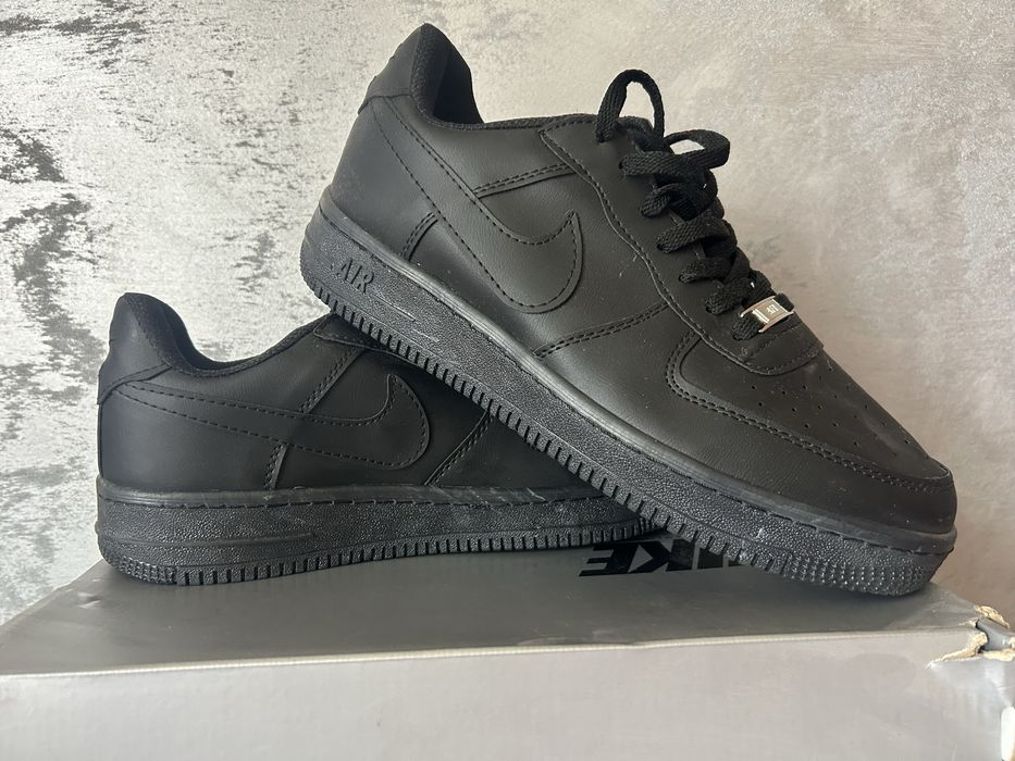 Маратонки Nike 44 номер