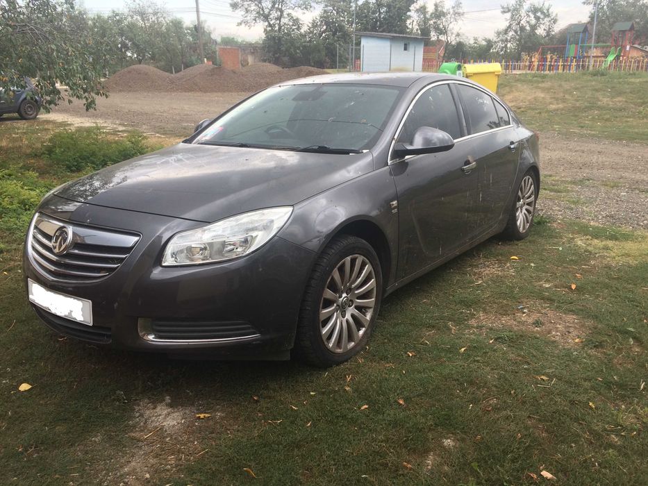 Piese caroserie Opel Insignia 1.8 benzina 2010