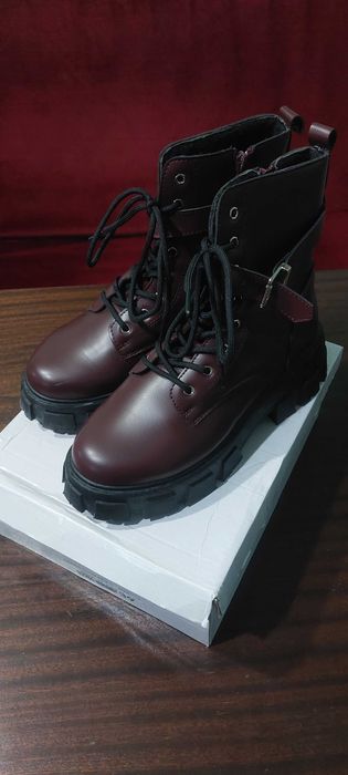Зимни дамски боти, номер 39- цена 25 лв