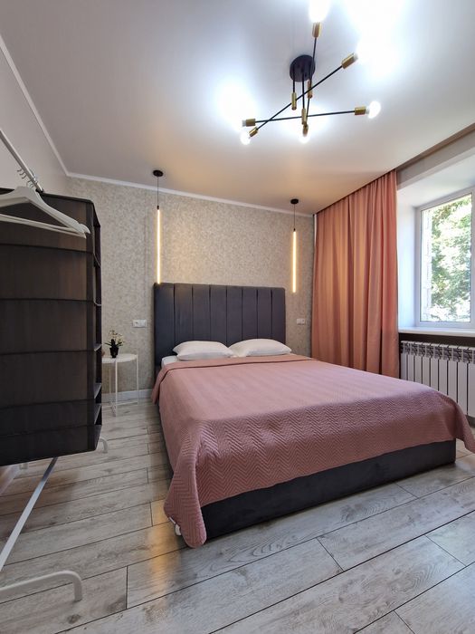 Сдаю Супер Люкс посуточно район Императора