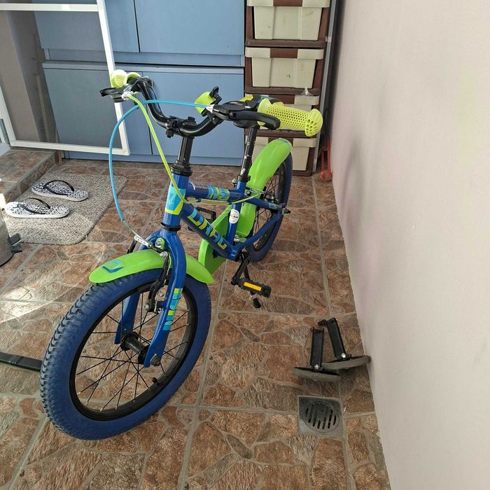продавам детско колело 16