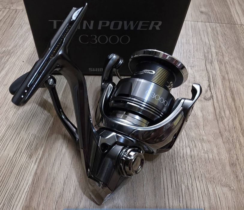 Mulineta Shimano Twin Power FE C3000