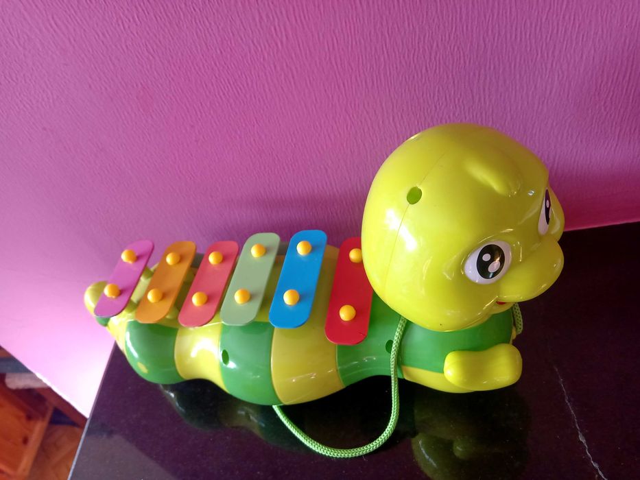 Дървени играчки за дърпане