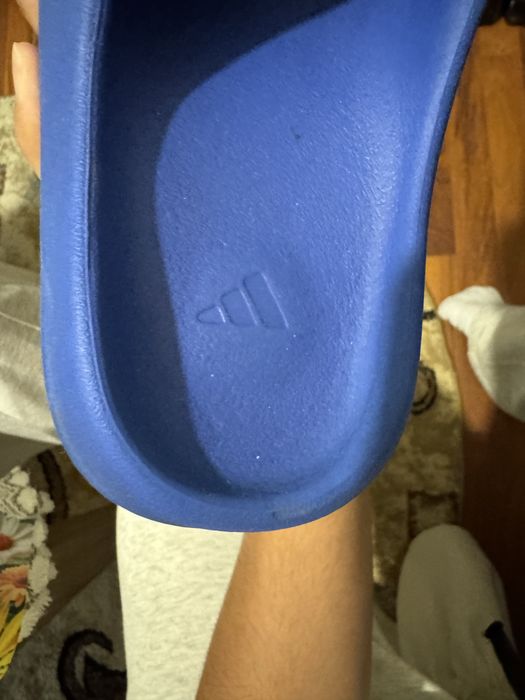 Yezzy slide adidas
