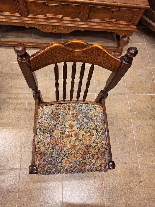 Дъбови столове за трапезария к  - т 4 броя