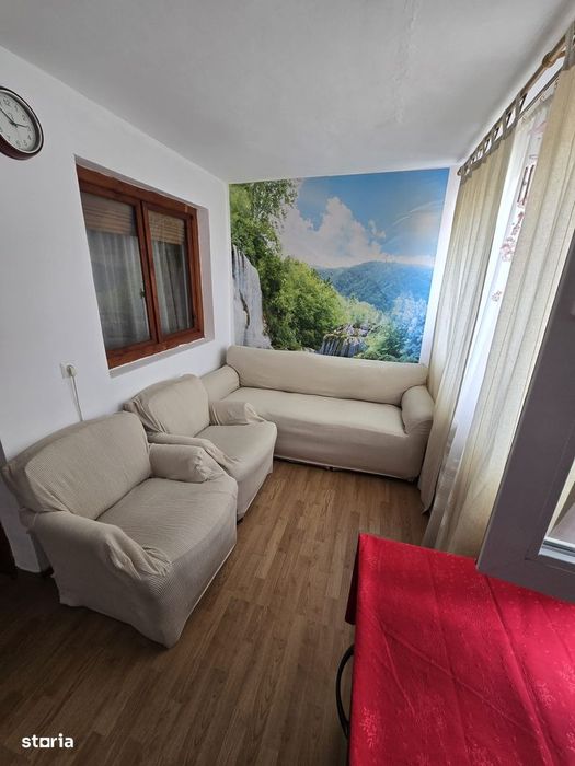 De vanzare casa cu suprafata construita 92mp si curte de 584mp
