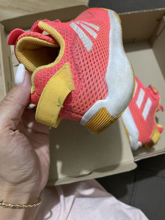 Кроссовки adidas оригинал