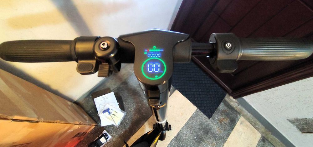 Trotinetă electrică “FREEWHEEL RIDER W6 PLUS”