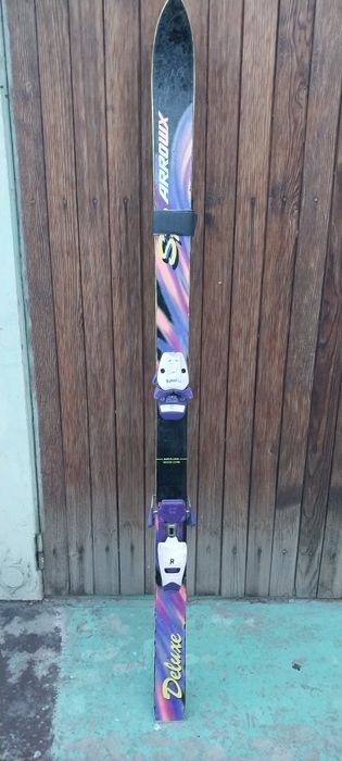 Продам горные лыжи