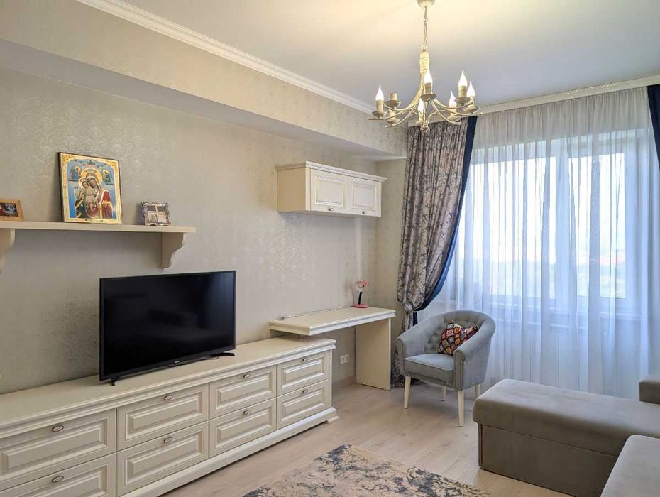 Дава се под наем Двустаен апартамент в София, Дружба 1 - 80 кв.м за 355 € - Снимка #1