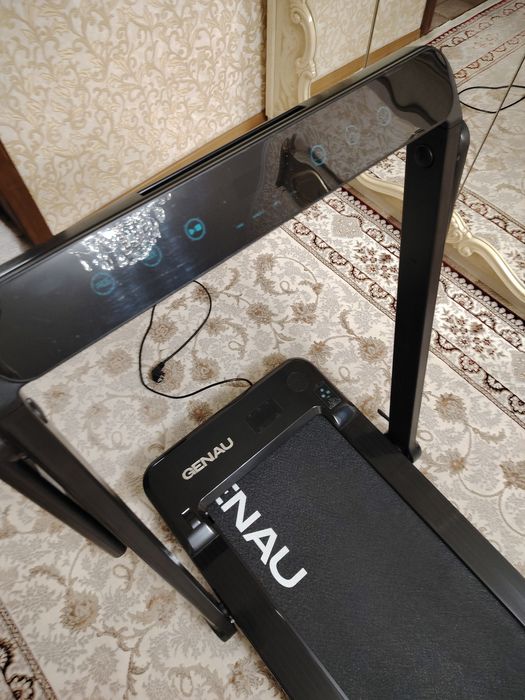 Беговая дорожка GENAU