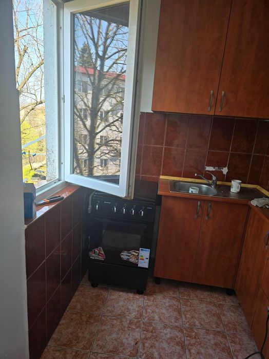 Inchiriez apartament 2 camere