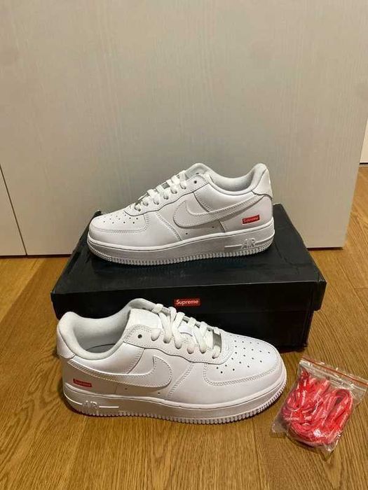 Pantofi sport barbati Nike Air Force 1 Supreme marimea 44, noi la cutie, poze reale