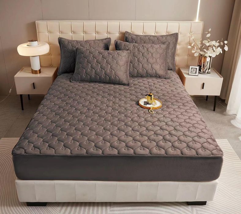 Huse topper de pat și 2 fete de perna