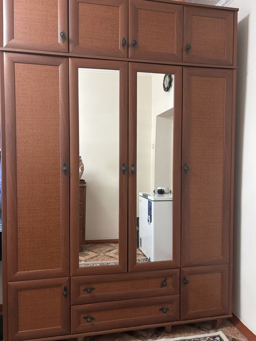 Спальный гарнитур