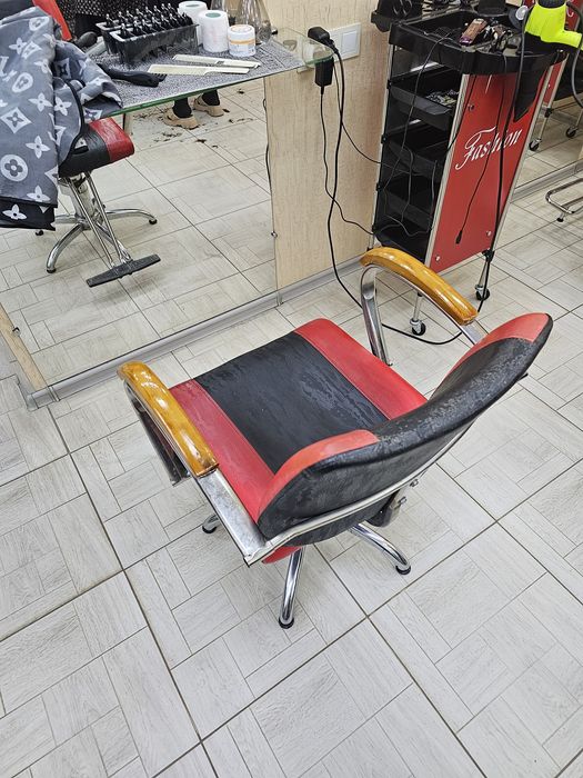 Парикмахерские красла