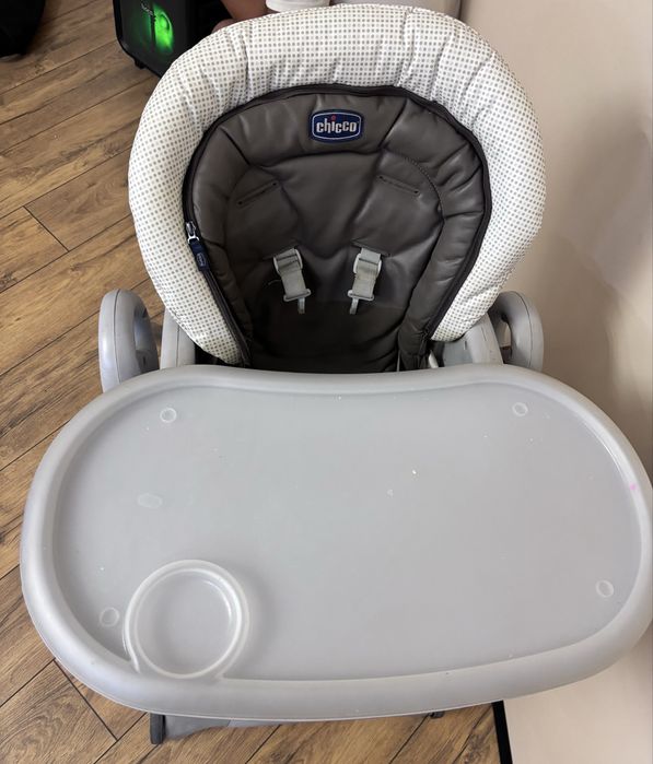 Стульчик детский Chicco