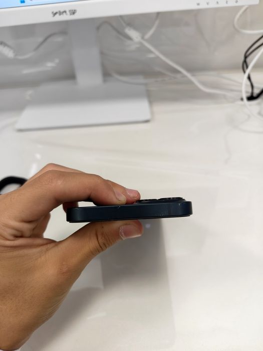 iPhone 13 128/4 gb