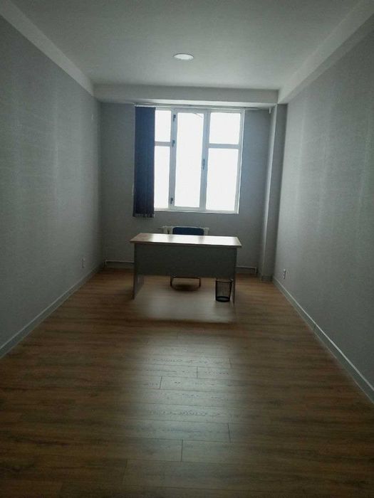 Сдается офис 54 квадрата в Бизнеес центре на Паркентском