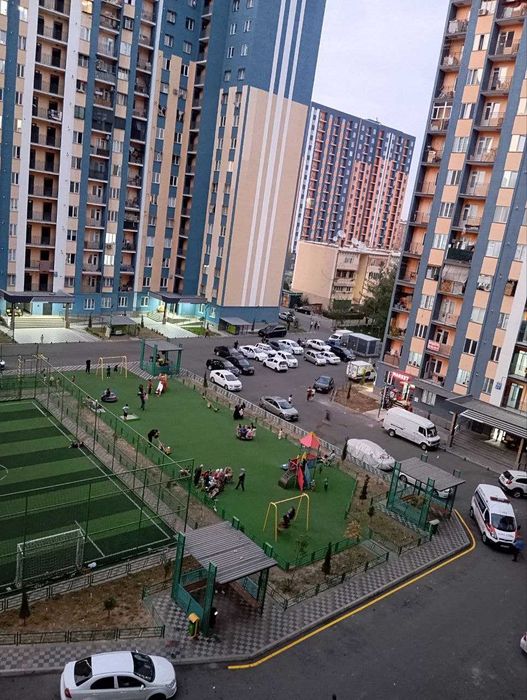 Student qizlarga kvartira