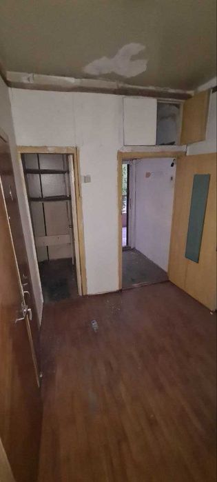 Srochna SOTILADI   2 XONALI kvartira