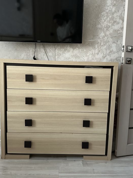 Спальный гарнитур