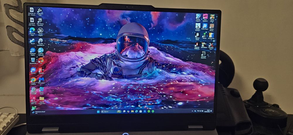 Laptop Lenovo LOQ Rtx4050