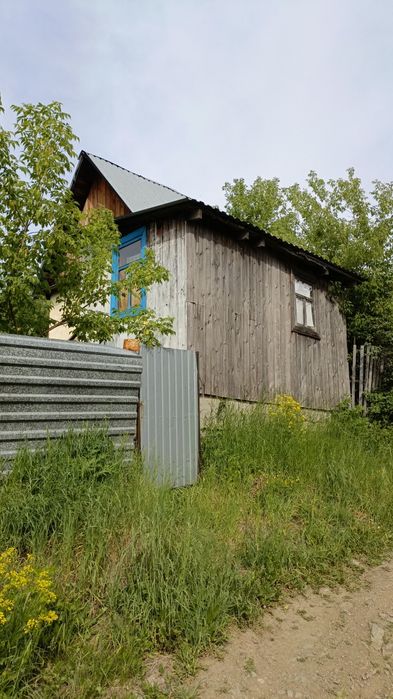 Продам дачный участок с домиком