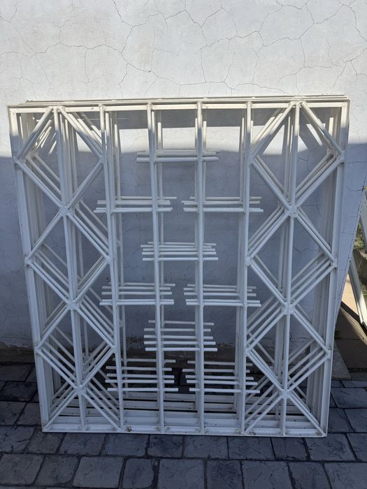 Продам решетки на окна