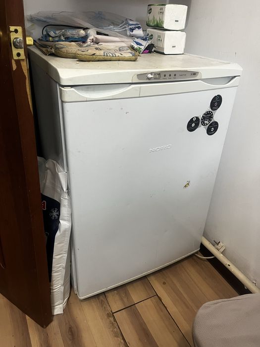 Продам морозильную камеру