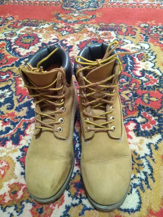 Продам подростковые ботинки.