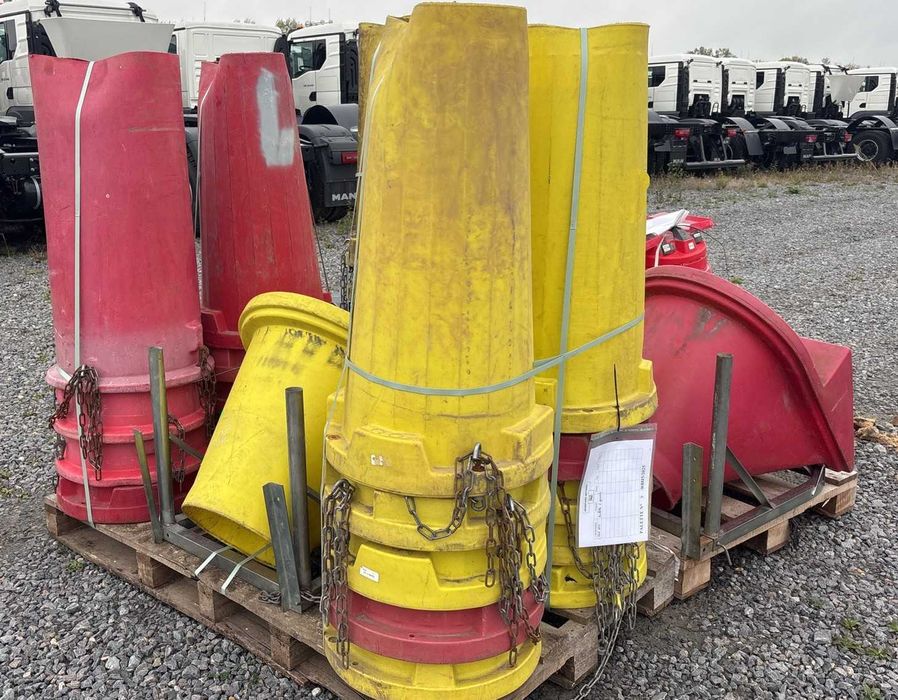 Tobogan moloz,jgheab evacuare moloz,tobogan santier,tubulatura deseuri