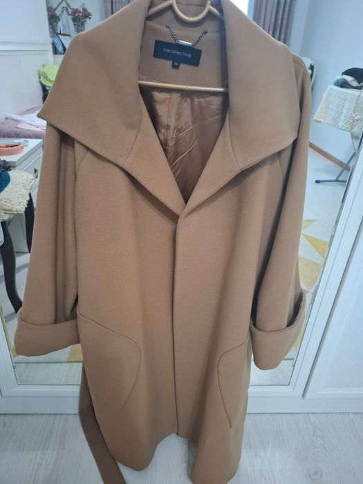 Пальто, куртка      .