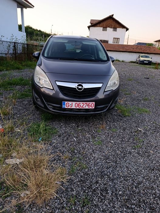Opel  meriva  B, 1400 benzina  + gpl de fabrică