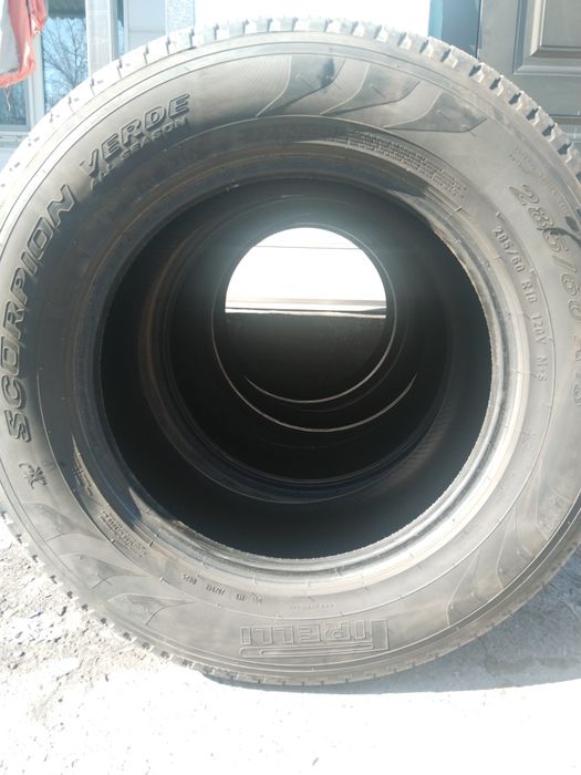 Продам шины  от 200