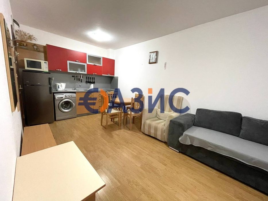 Продава се Двустаен апартамент в к.к. Слънчев бряг - 49 кв.м за 552 €/кв.м - Снимка #10